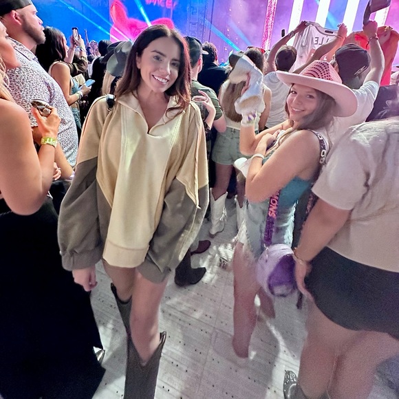 Hi there! - Picture 3 of 4